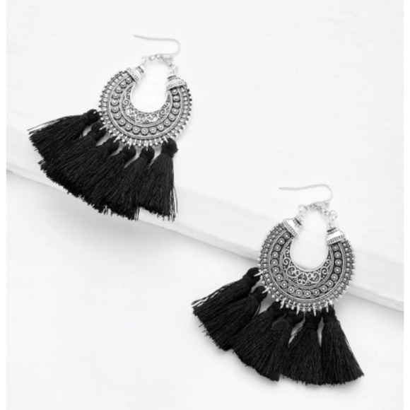 *NEW* TASSEL BOHO DANGLE EARRINGS - Picture 2 of 2